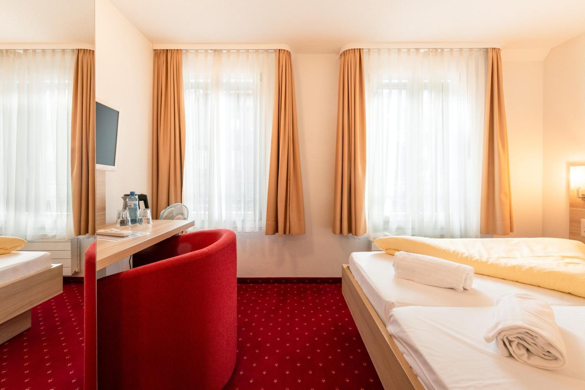 Hotel Kreuz Leissigen Εξωτερικό φωτογραφία